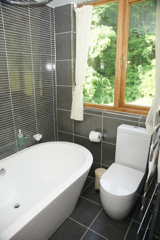 Whistlers Dell B&B Rhu Εξωτερικό φωτογραφία